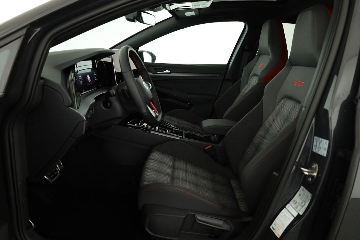Volkswagen Golf VIII GTI 2.0 TSI DSG, Navi, Side, Matrix, K foto 11