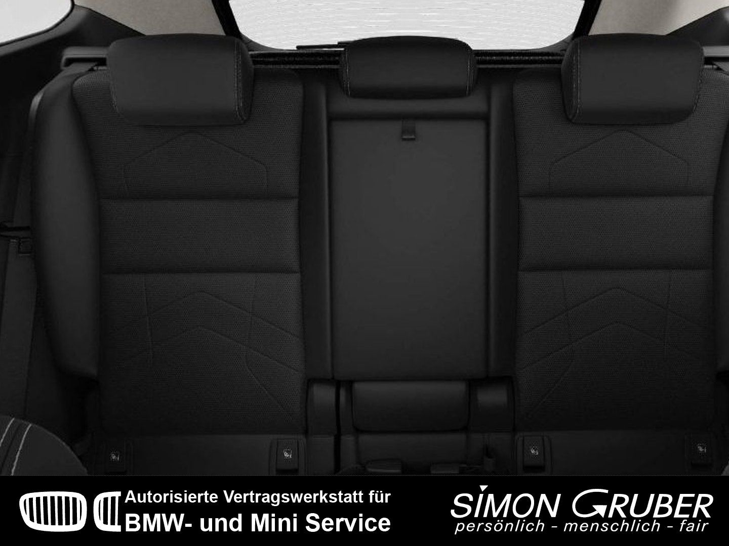 Fahrzeugabbildung BMW X1 xDrive23i Mild-Hybrid xLine Panorama HUD LED