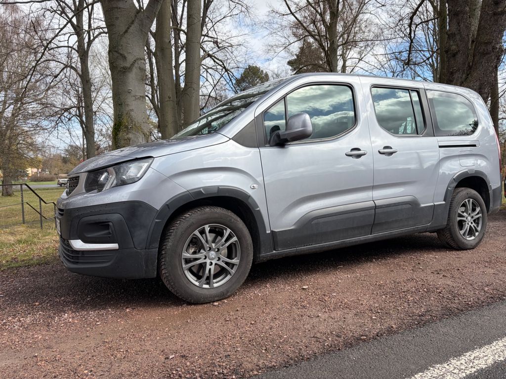 Image of Peugeot Rifter