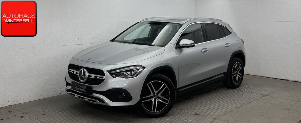 Image of Mercedes-Benz GLA 220