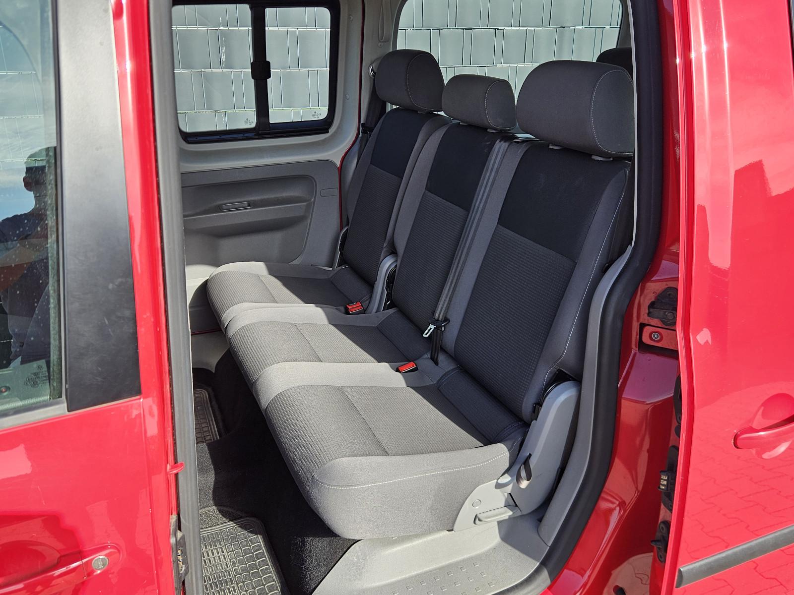 Volkswagen Caddy Maxi 2.0 TDI Life Team 7-SITZER PDC AHK