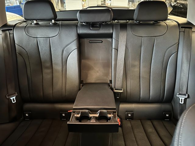 BMW 520 i Touring*1. Hand*Klima*SHZ*Kamera*Navi*AHK*