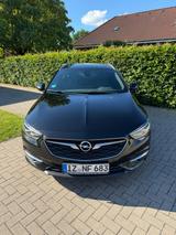 Opel Insignia B ST Business 1.6 (Panorama,AHK,Kamera)