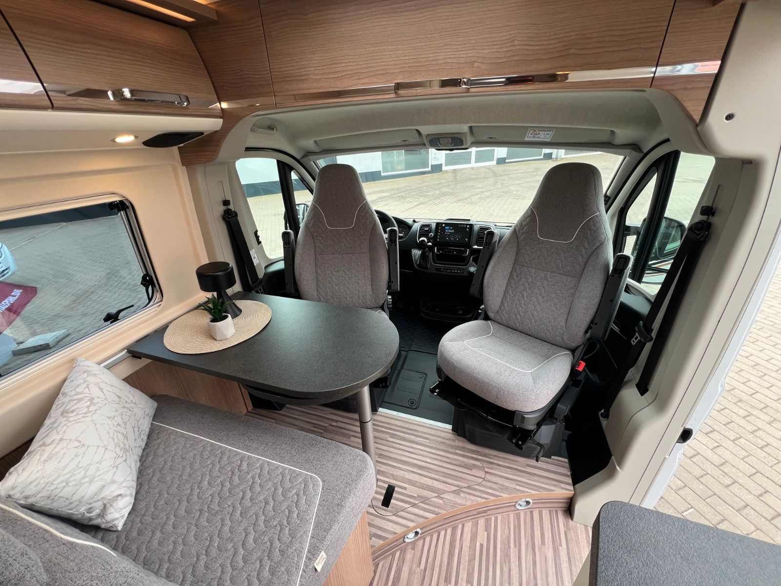 Fahrzeugabbildung Malibu Van compact 600 LE