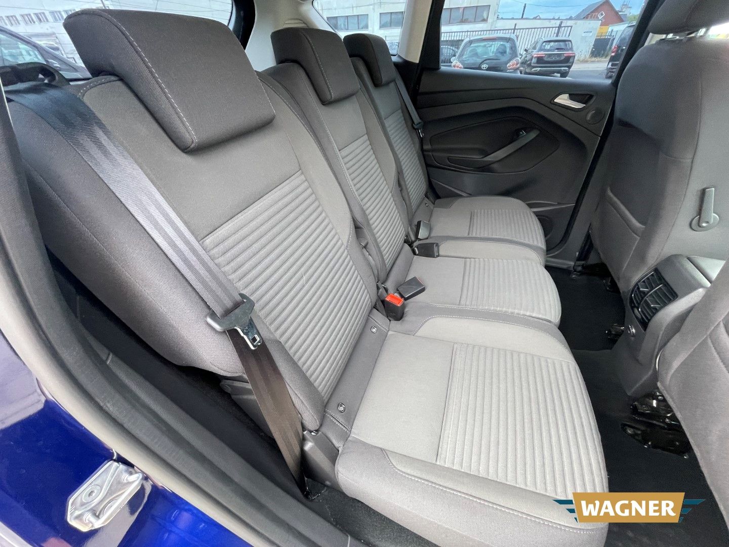 Fahrzeugabbildung Ford C-Max Titanium Klimaautomatik Sitzheizung