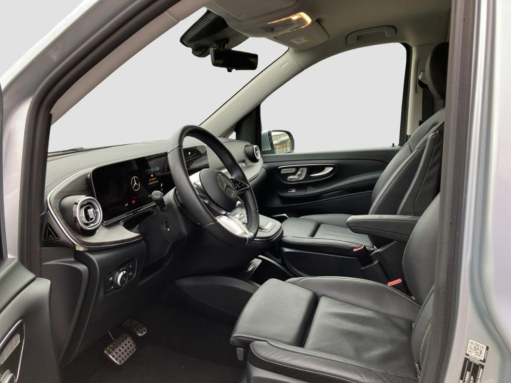 Fahrzeugabbildung Mercedes-Benz V 300 d AVANTGARDE Lang *Navi*Sportp.*el.Heck