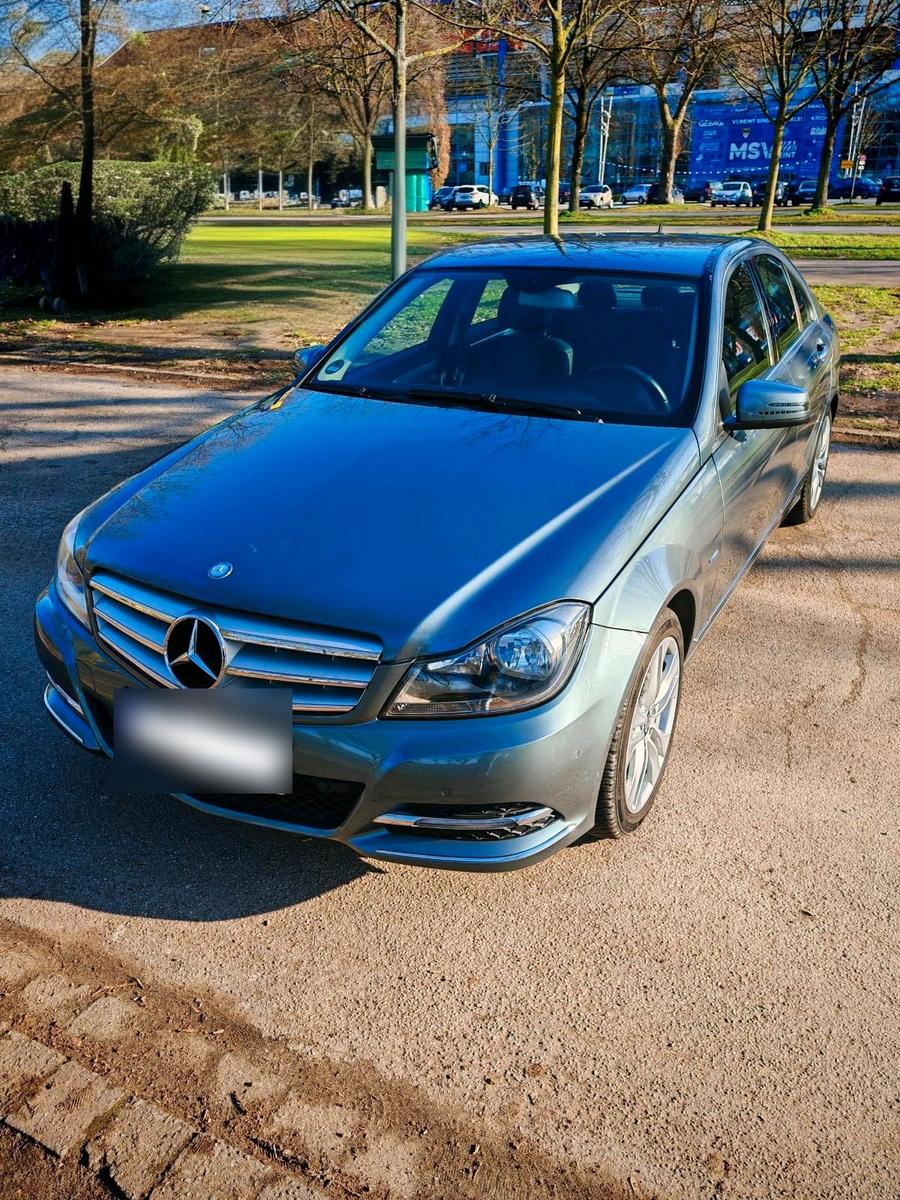 Mercedes-Benz C 180
