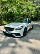 Mercedes-Benz GARANTIE*SCHECKHEFT*PANO*LED*H&K*DISTRONIC* 20"* - Mercedes-Benz E 63 AMG: Limousine