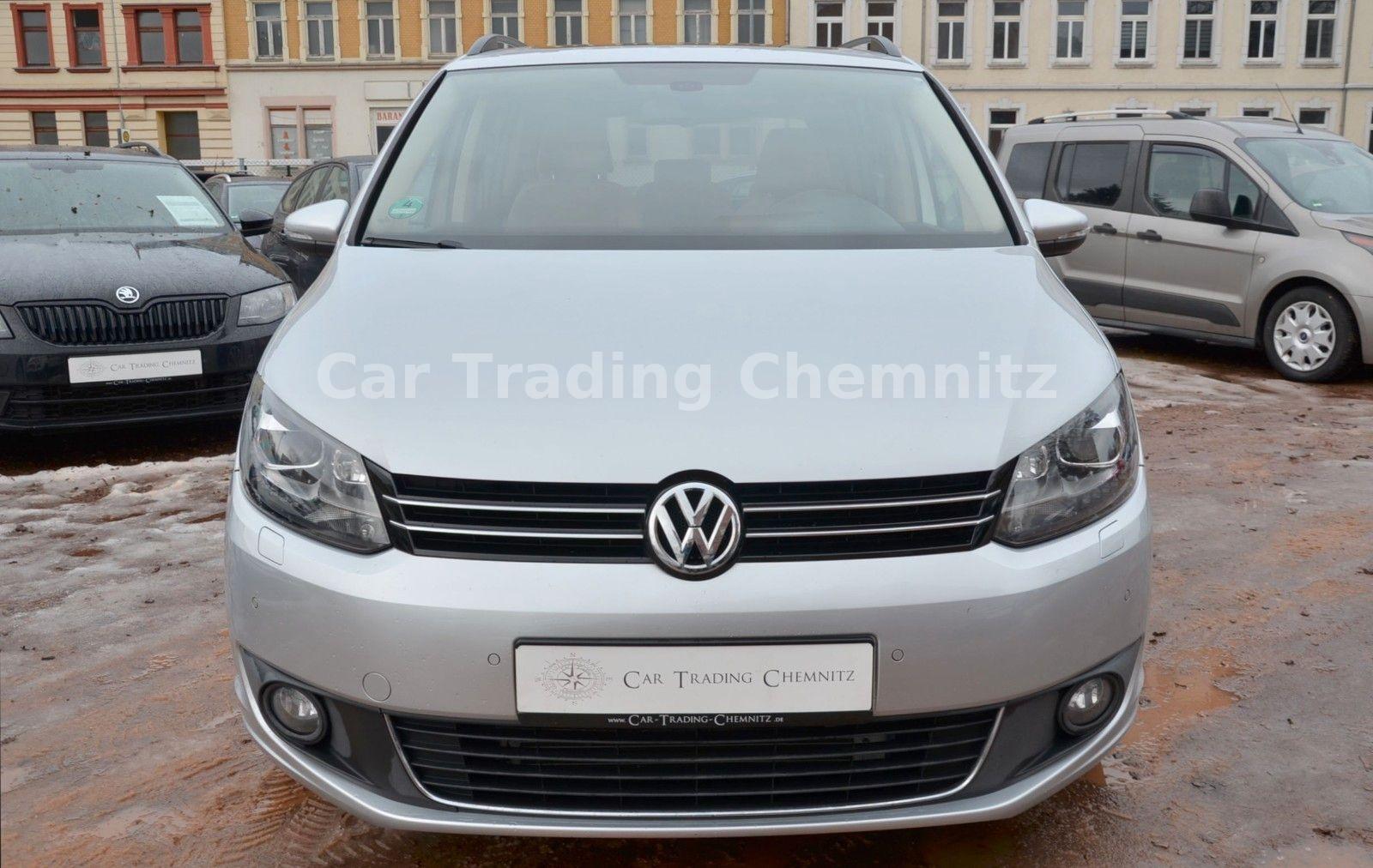 Volkswagen Touran 1.6 TDI Automatik Sitzheizung Bi-Xenon