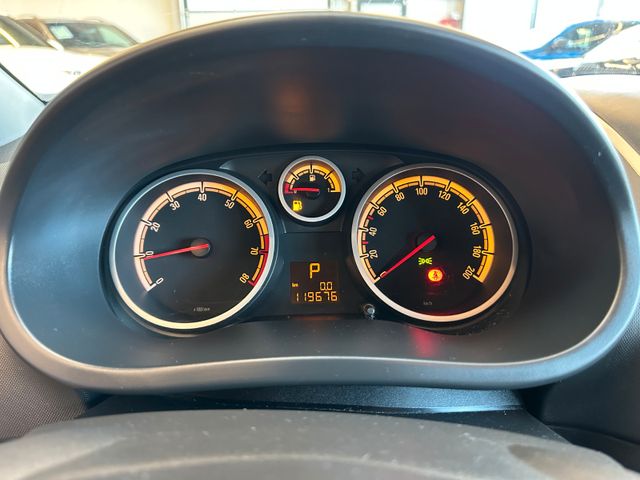 Opel Corsa D Edition *Automatik*TÜV*
