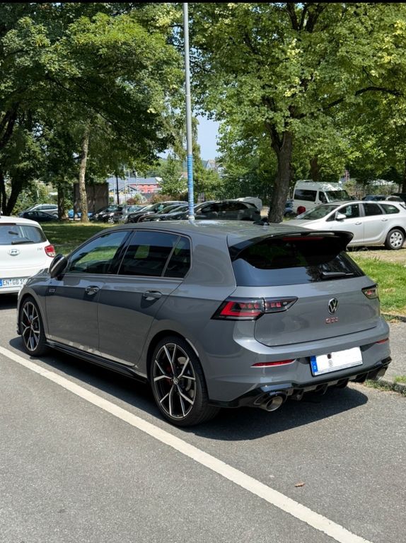 Image of Volkswagen Golf