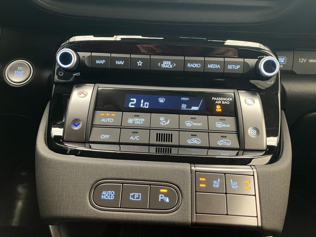 Fahrzeugabbildung Hyundai INSTER EV 42 kWh Trend KlimaA Navi SpurH KAM