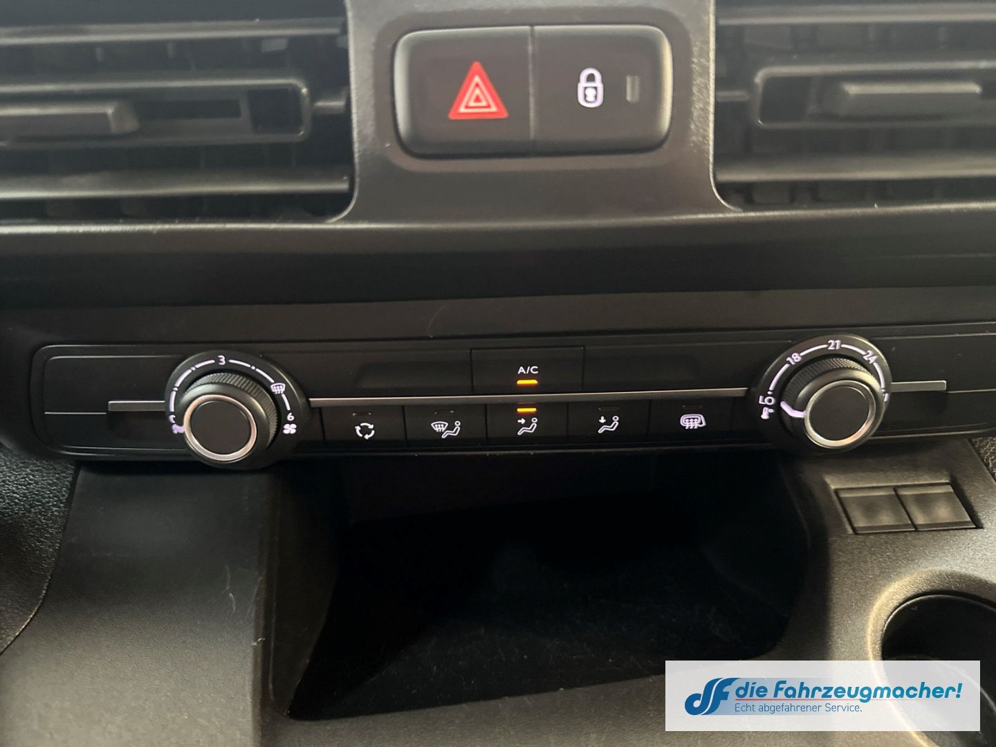 Fahrzeugabbildung Opel Combo E Cargo Edition erhöhte Nutzlast XL 1.5 D
