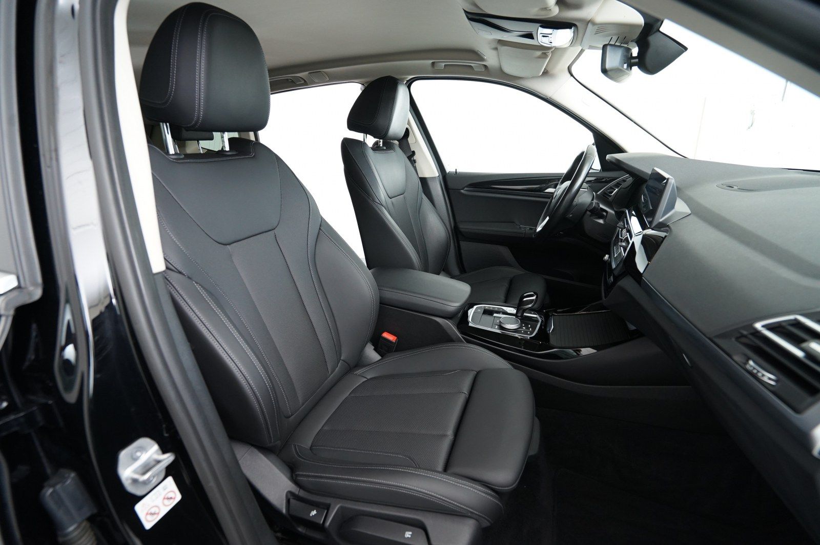 BMW X3 xDrive 20d (Navi AHK HUD ACC WLAN ) foto 12