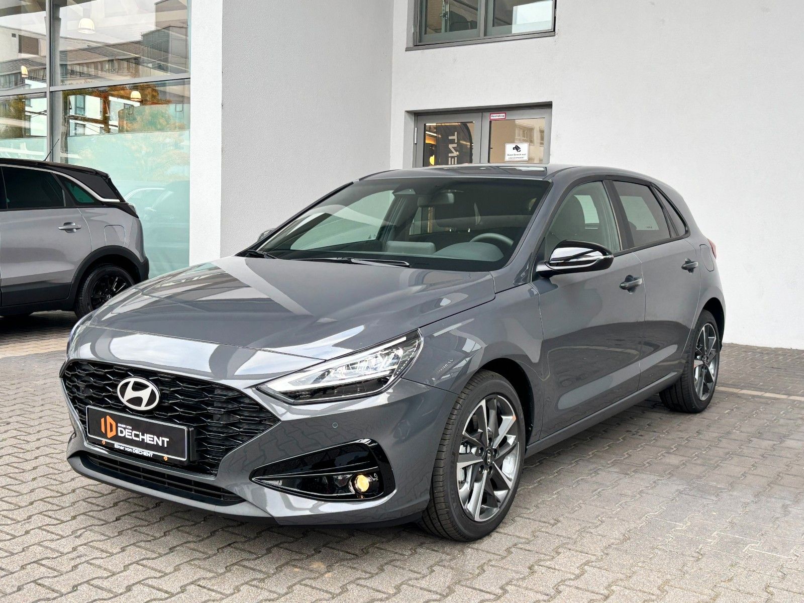 Fahrzeugabbildung Hyundai i30 AVANTAGE DCT 140PS Navi/SHZ/Kamera!