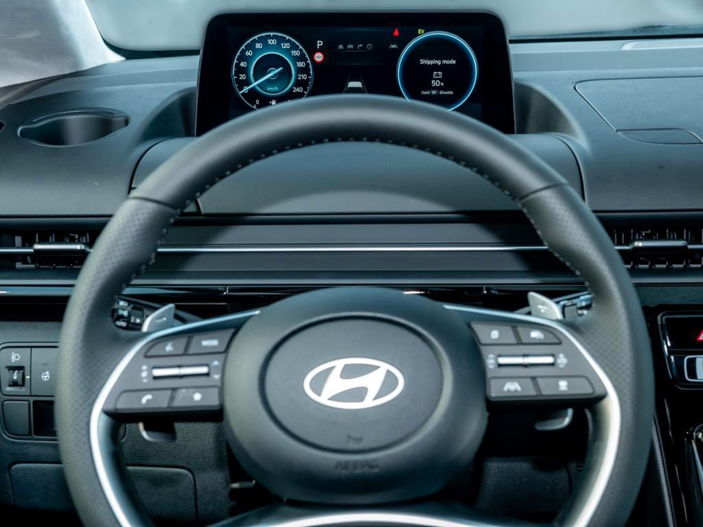 Fahrzeugabbildung Hyundai STARIA 7-Sitzer HEV SIGNATURE Panoramadach
