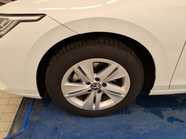 Golf VIII Life 1.5 TSI ACC LED SHZ LENKRADHZG