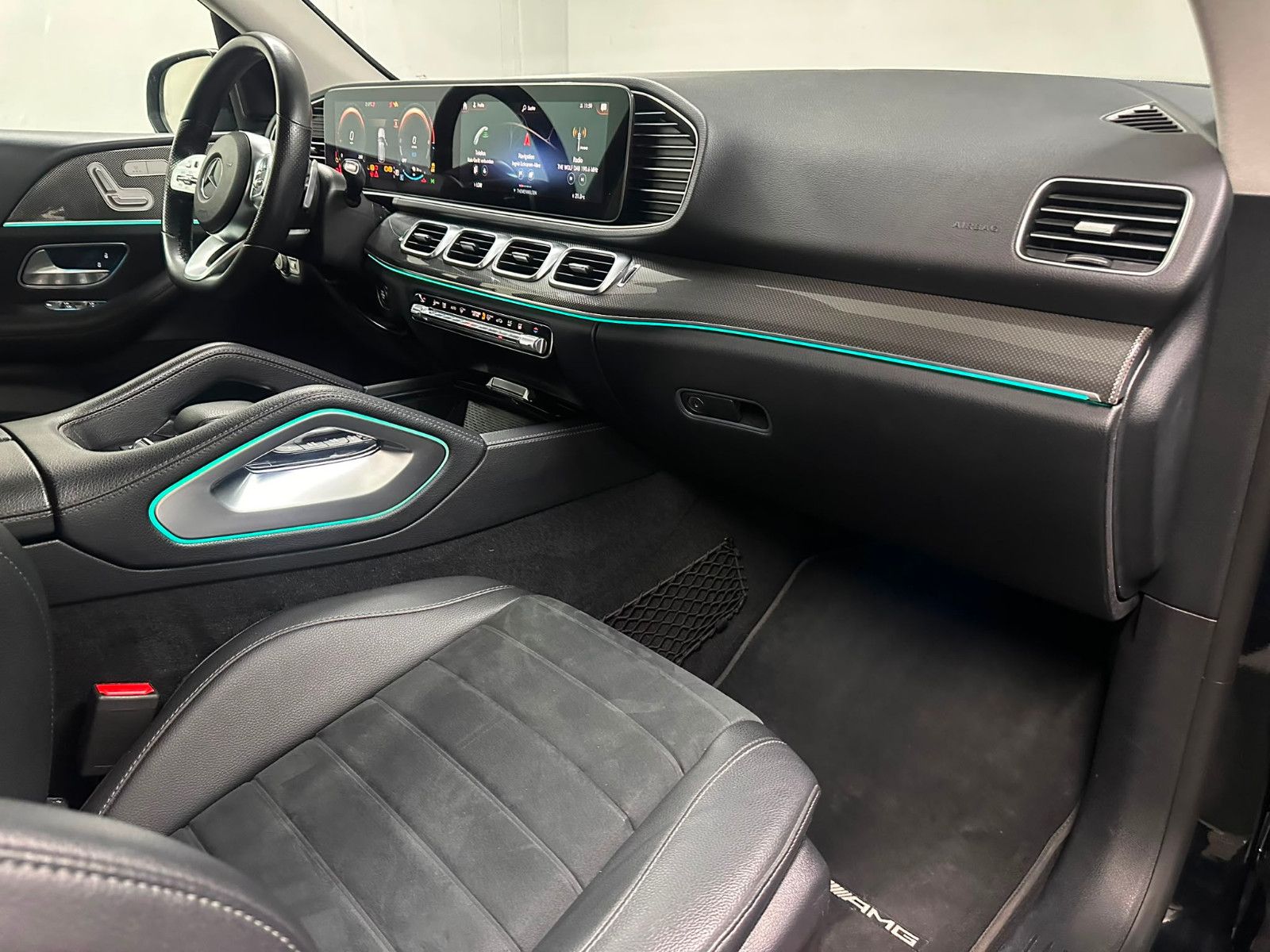 Fahrzeugabbildung Mercedes-Benz GLE 350 de 4MATIC *AMG-LINE*DISTRO*AHK*KEYLESS*