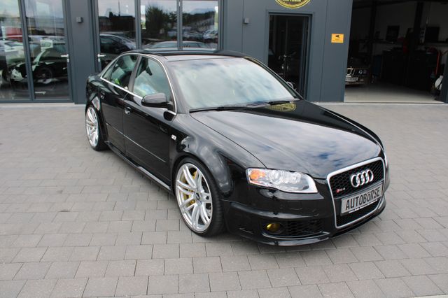 Audi RS4 Lim. 4.2 quattro*Deutsches Fahrzeug*6 Gang*