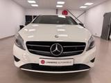 Mercedes-Benz A 220 4Matic Urban*STHZ*SHZ*PDC*TEMP* - Autos mit Automatikschaltung