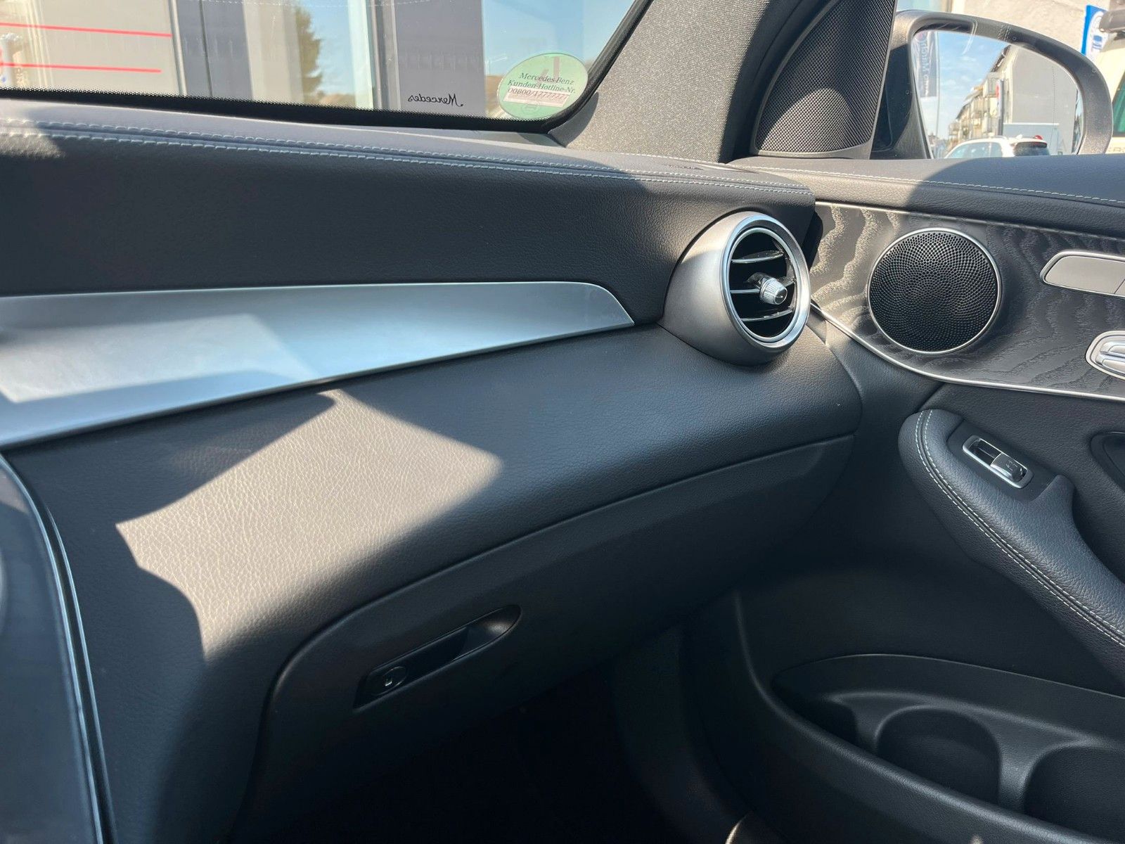 Fahrzeugabbildung Mercedes-Benz GLC 300 GLC -Klasse GLC 300 de 4Matic