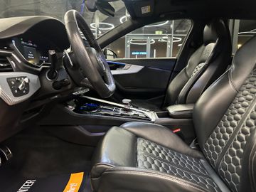 Audi RS4 Avant 2.9 TFSI quattro*HUD*Navi*Klima*SHZ*BT