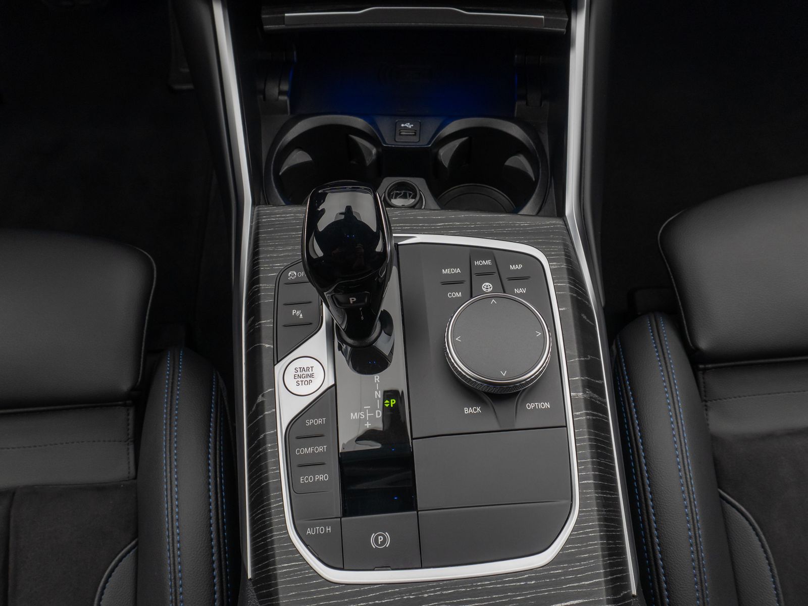 Fahrzeugabbildung BMW 320d  M Sport Laser Kamera DAB H/K Komfort Alarm