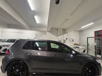 Volkswagen Golf - 12