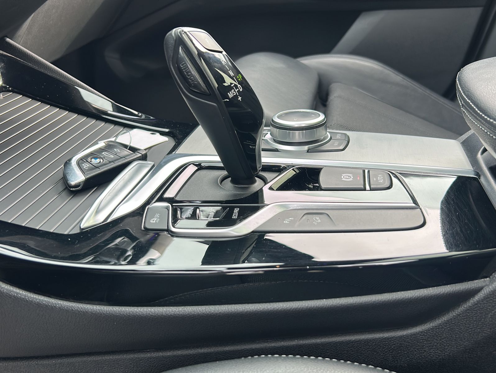 Fahrzeugabbildung BMW X3 xDrive 20d Advantage