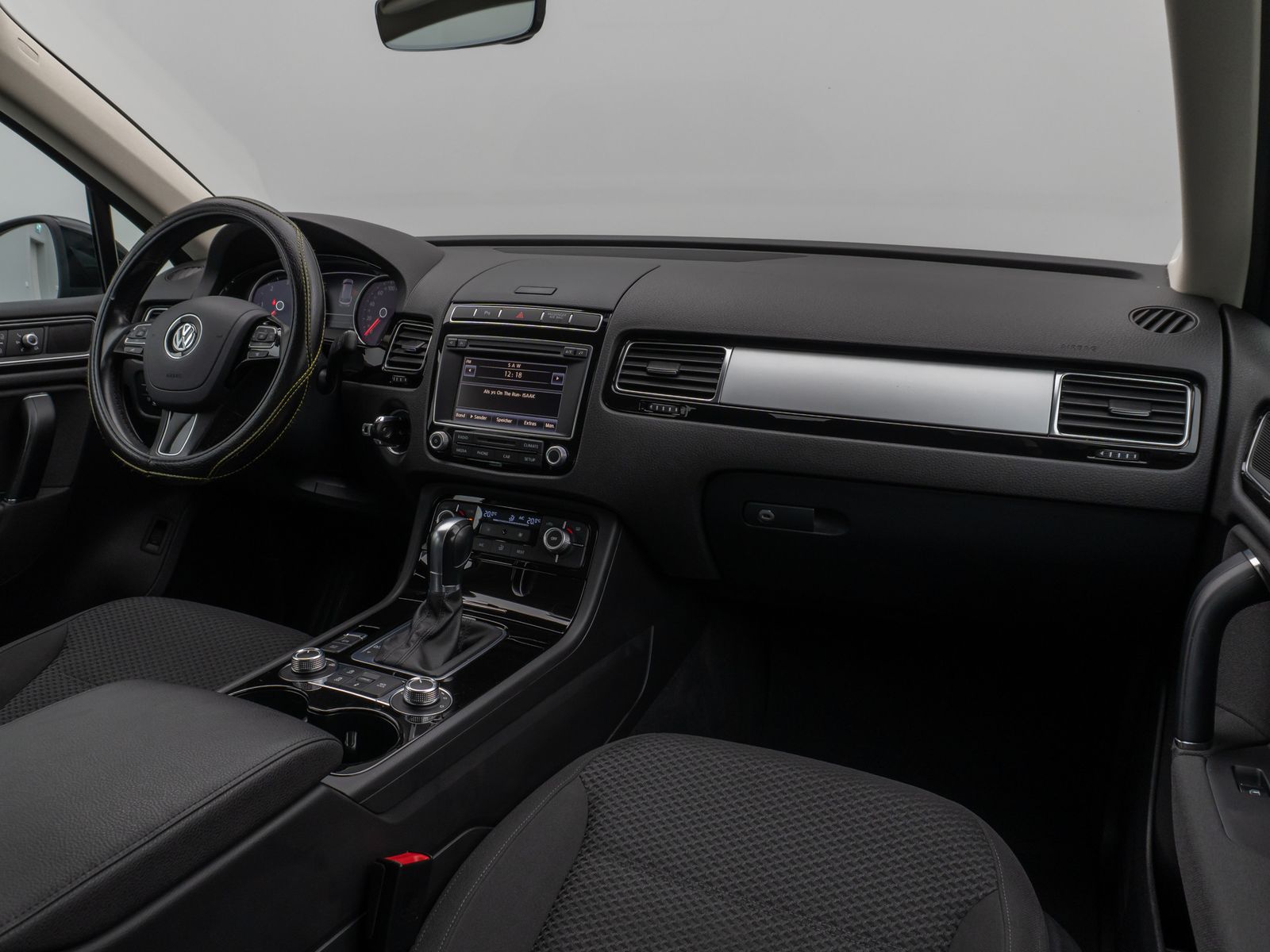 Fahrzeugabbildung Volkswagen Touareg 3.0 TDI V6 Terrain Tech 4Mot PDC BiXenon