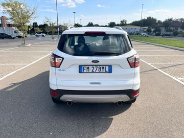 Ford Kuga - 5