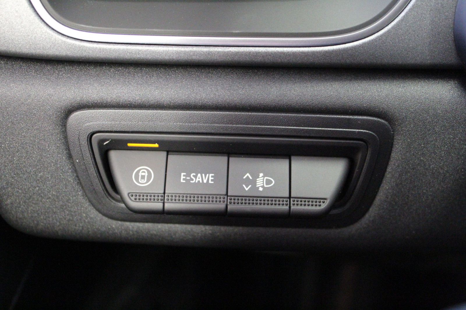 Fahrzeugabbildung Renault Captur Full Hybrid E-Tech 160 Techno *Winterp.*