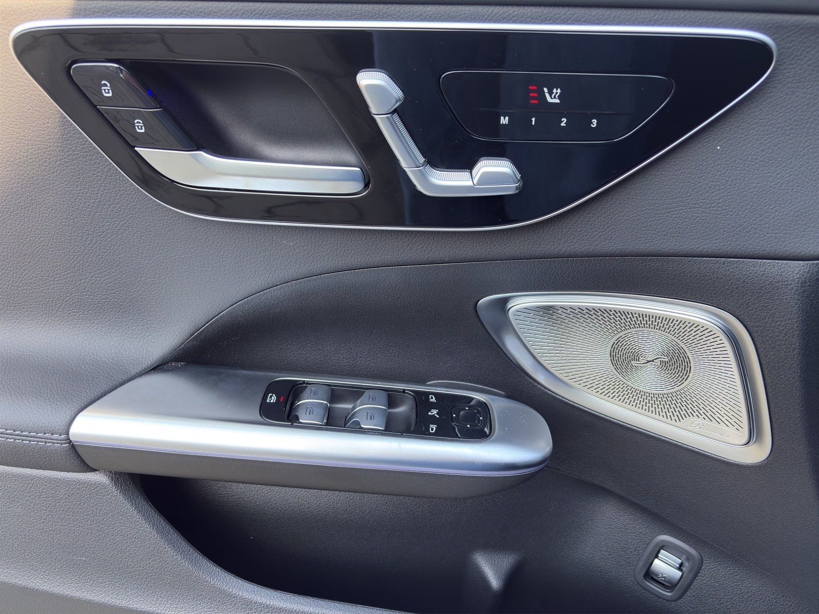 Fahrzeugabbildung Mercedes-Benz C 300 d T AMG DigLight AHK Memory KEYGO Burmeste