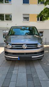Volkswagen T6 Multivan-ACC-LED-4MATIC-CARPLAY-ALCANTARA - VW T6 Multivan Gebrauchtwagen in Stuttgart