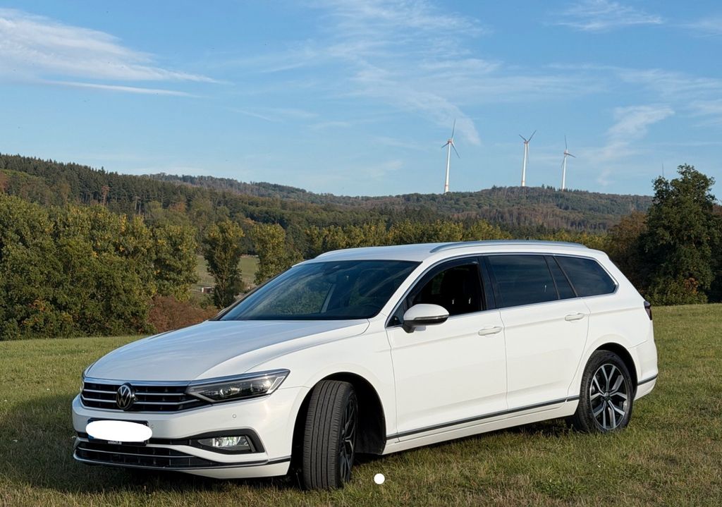Image of Volkswagen Passat Variant