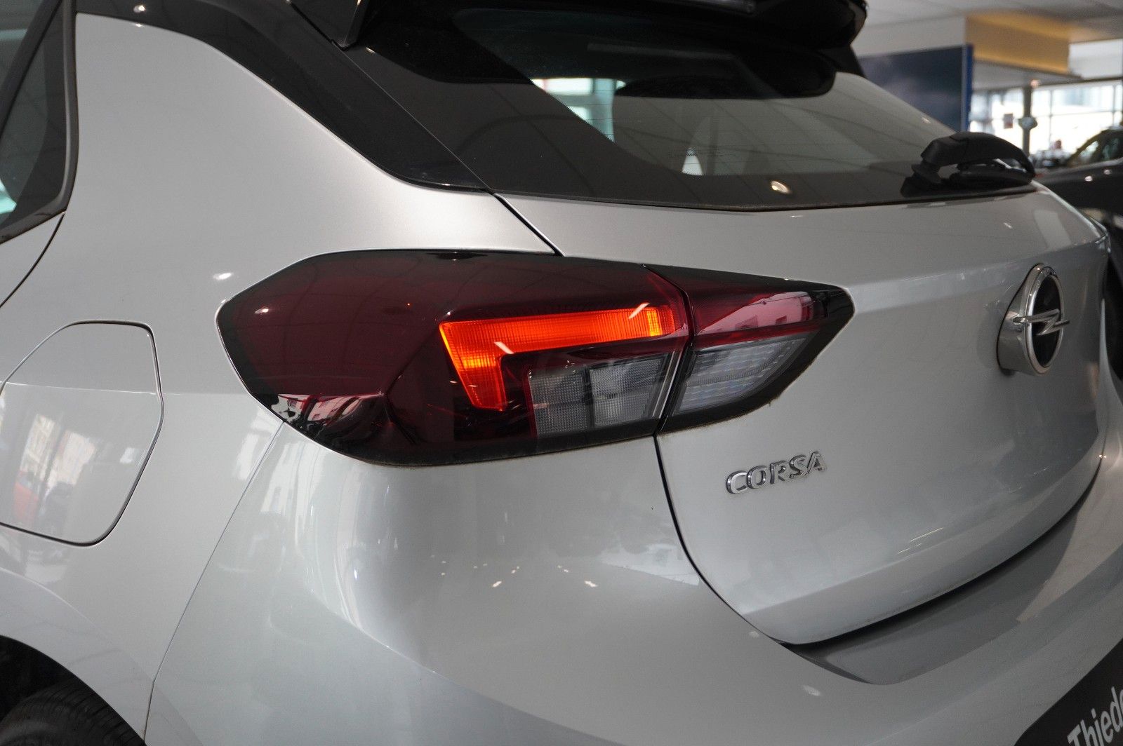 Fahrzeugabbildung Opel Corsa F 1.5D ELEGANCE NAVI/LED/KAMERA/TEMP/DAB+