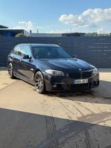 BMW 530d xDrive M-Paket | Vollausstattung | Top  - BMW 530 Kombi 530d m paket voll mit Diesel-Antrieb