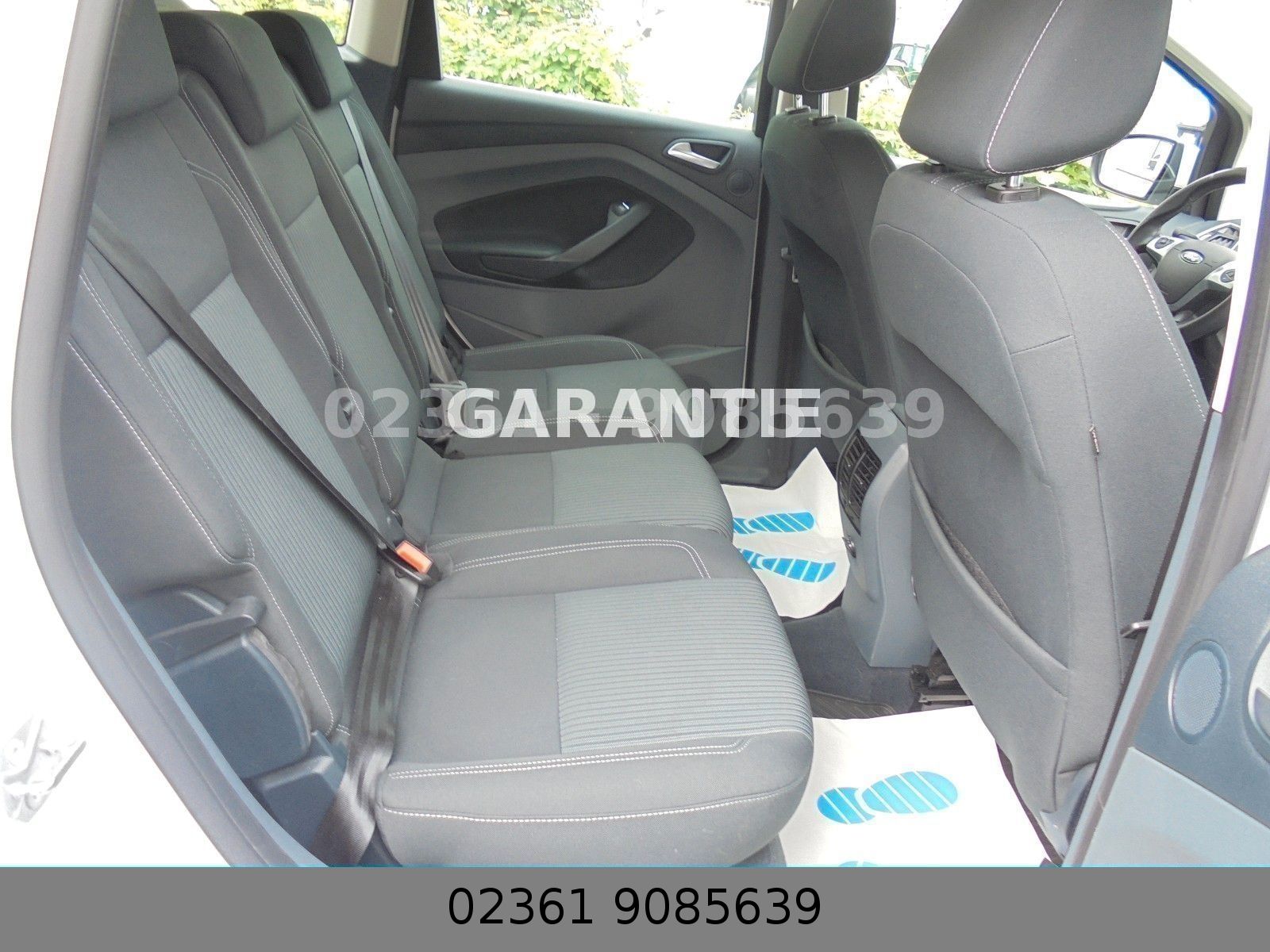 Fahrzeugabbildung Ford C-MAX Titanium/Klima/Navi/Pdc+Kamera/TÜV NEU