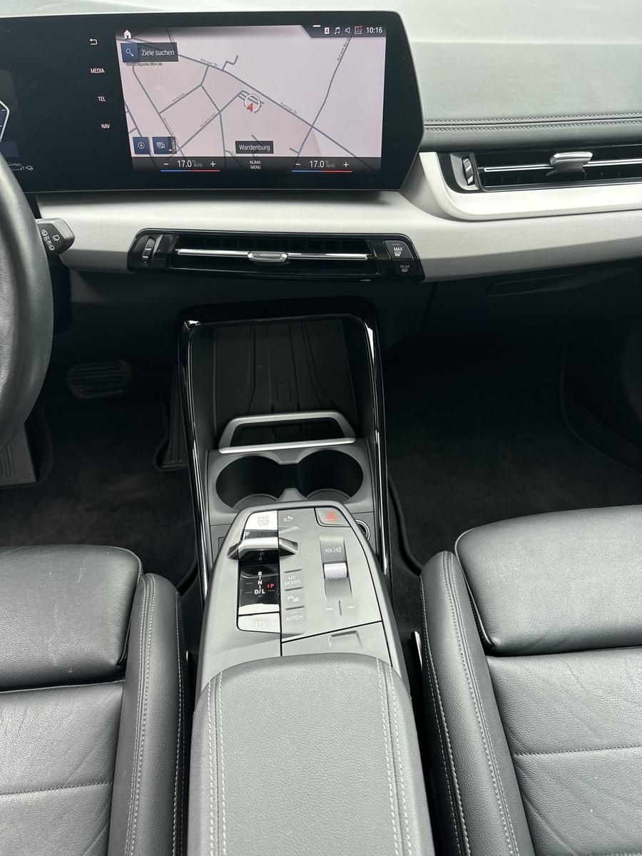 BMW 230 Active Tourer e xDrive NAV+LED+AHK+360°