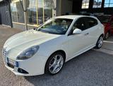 Alfa Romeo Giulietta 1.4 Turbo MultiAir Distinct - gebrauchte Alfa Romeo Giulietta aus dem Jahr 2010