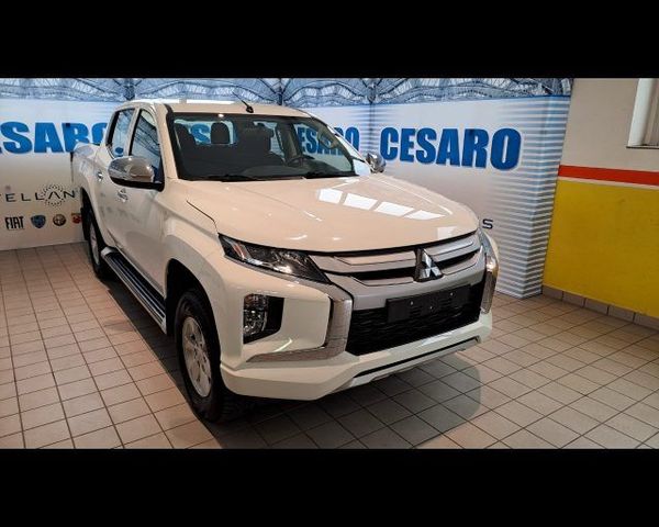 Mitsubishi MITSUBISHI L200 d.cab 2.3d Invite Connect 4wd 15