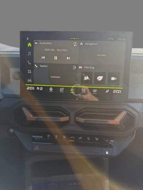 Fahrzeugabbildung Dacia Bigster Extreme TCe 140