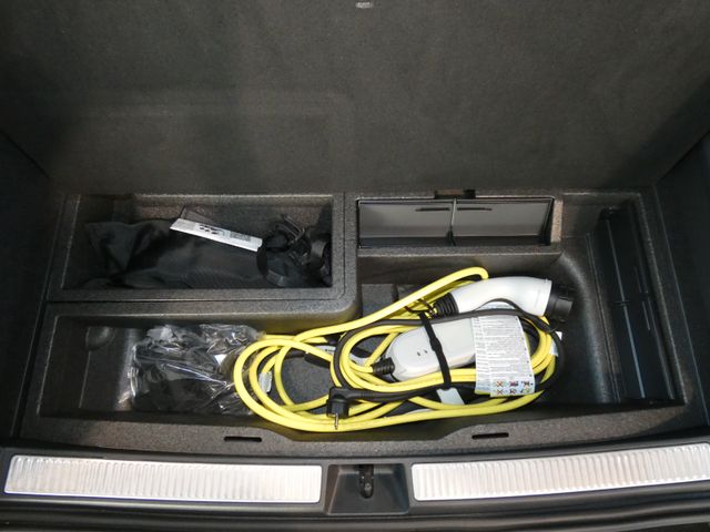 Passat Variant 1.5 TSI eHybrid Elegance AHK