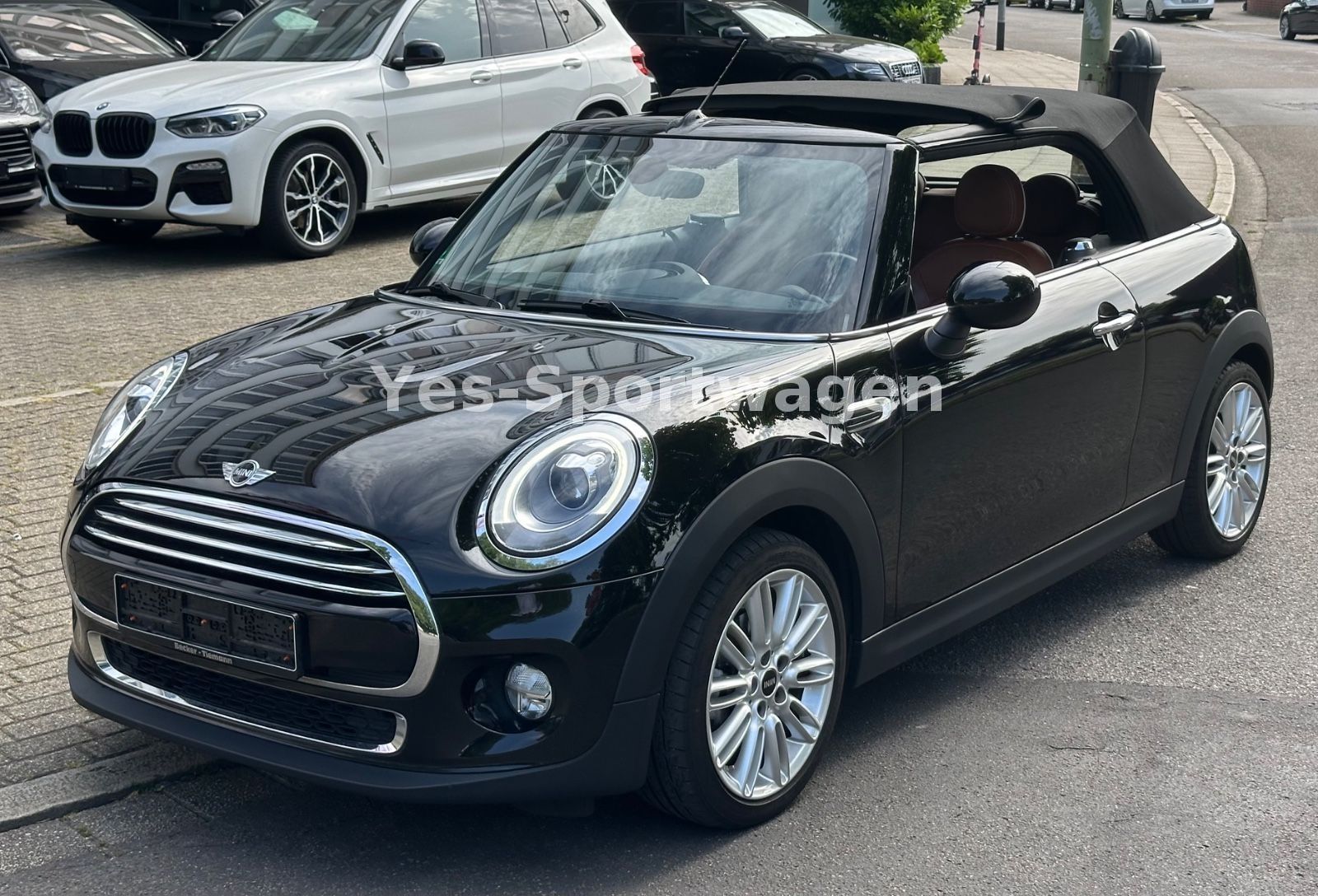 MINI Cooper Cabrio CHILI*NAVI*LEDER*TEMPO*SHZ*MFL*