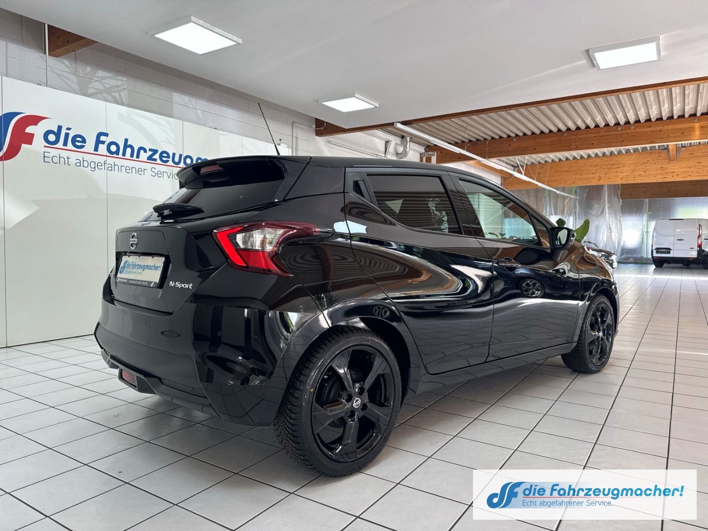 Fahrzeugabbildung Nissan Micra N-Sport Navi Soundsystem Bose LED Klimaaut