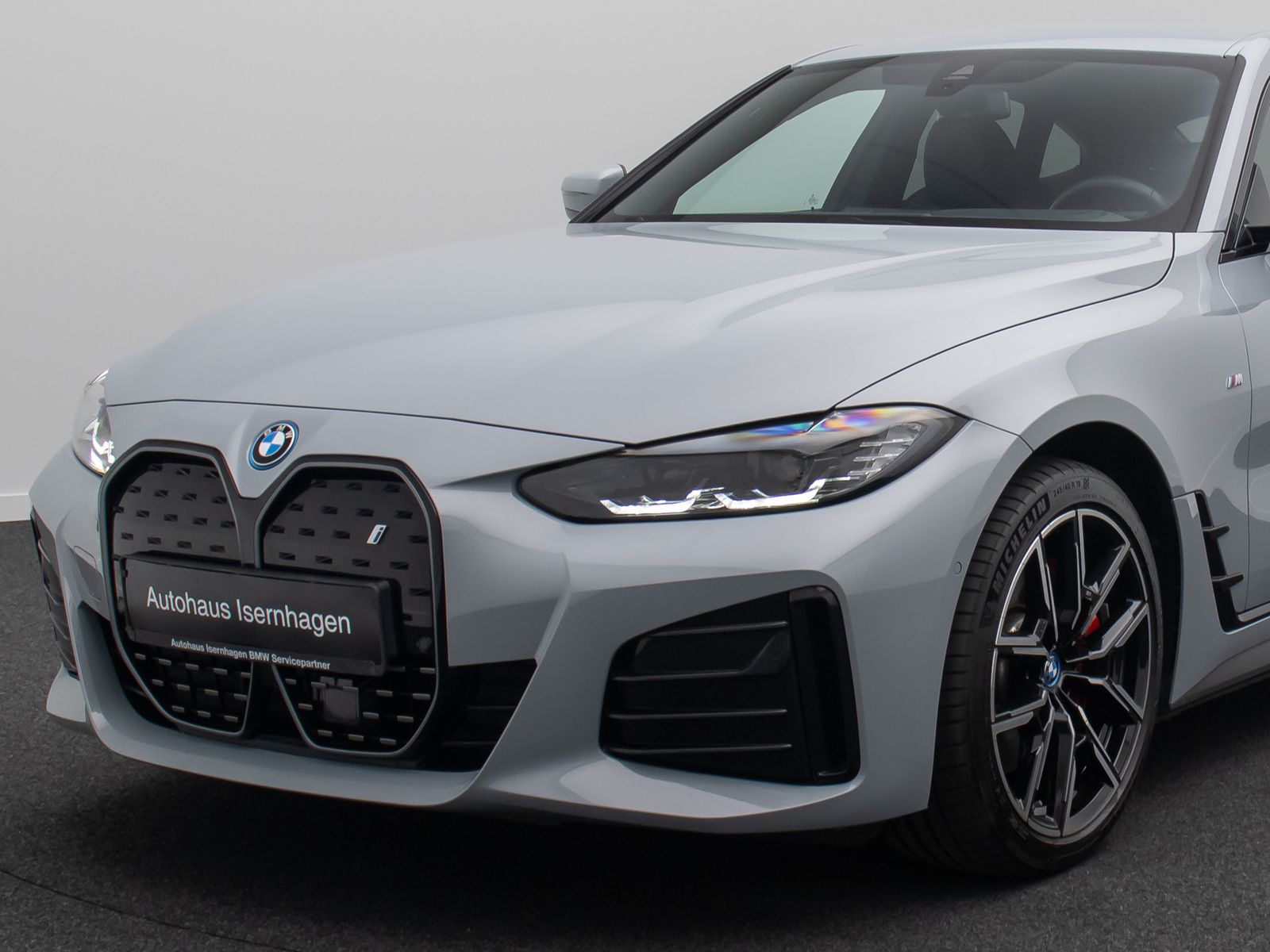 Fahrzeugabbildung BMW i4 eD35 GC M Sport HUD DAB Kamera H/K AHK 19Zoll
