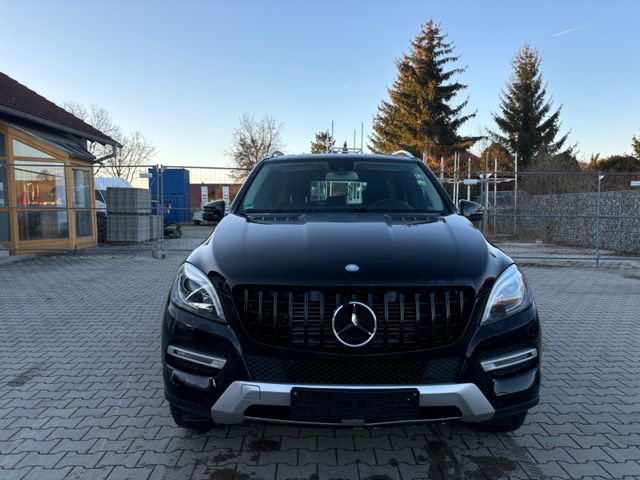 Mercedes-Benz ML 350 CDI BlueTec*Bi-Xenon*SpurH*R-KAM*SHZ*