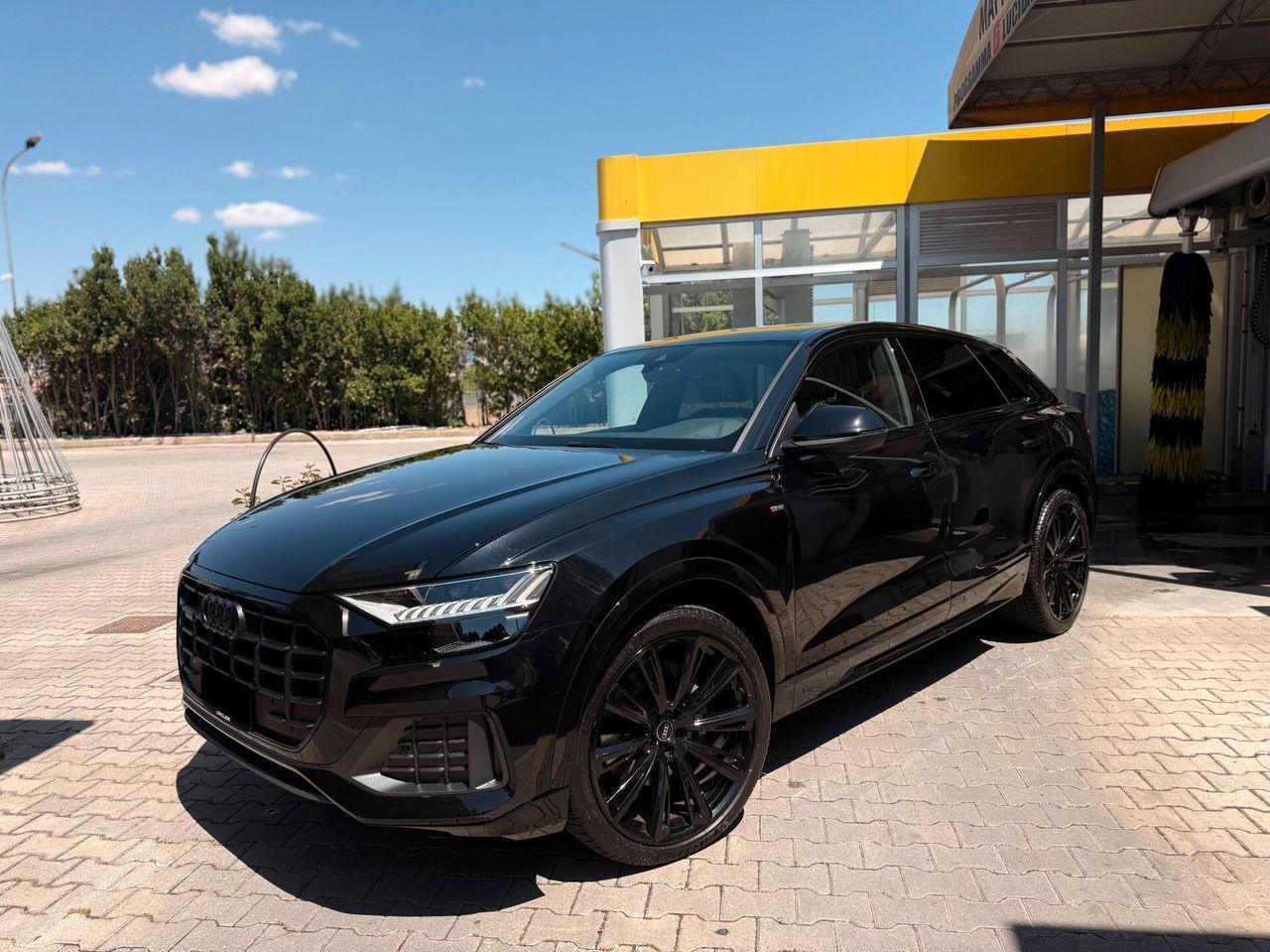 Audi Q8 50 TDI TOTAL BLACK/23"/PELLE/S-LINE imagem 2