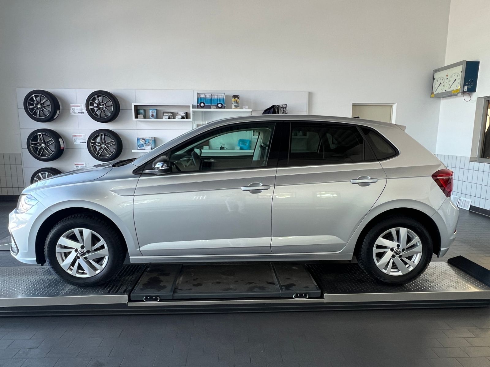 Fahrzeugabbildung Volkswagen Polo Style 1.0 TSI *IQ.Light, Kamera, App Connec