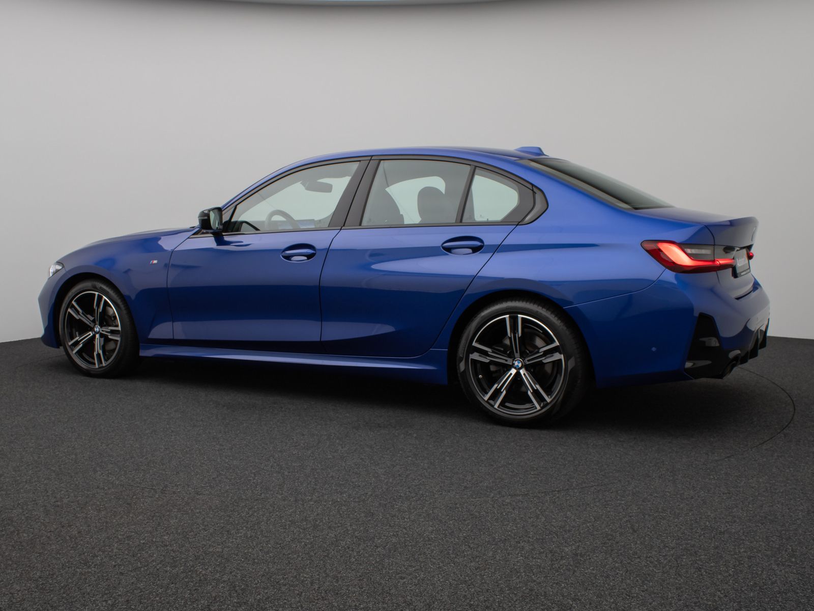 Fahrzeugabbildung BMW 318d M Sport Kamera DAB Parkassistent 18Zoll